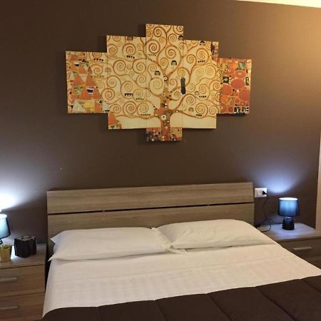 Ded 2 Only Sleep Bagno Privato Lejlighed Parma Eksteriør billede